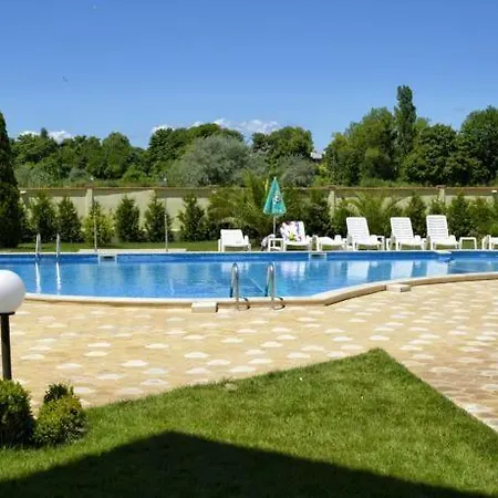 александра палас